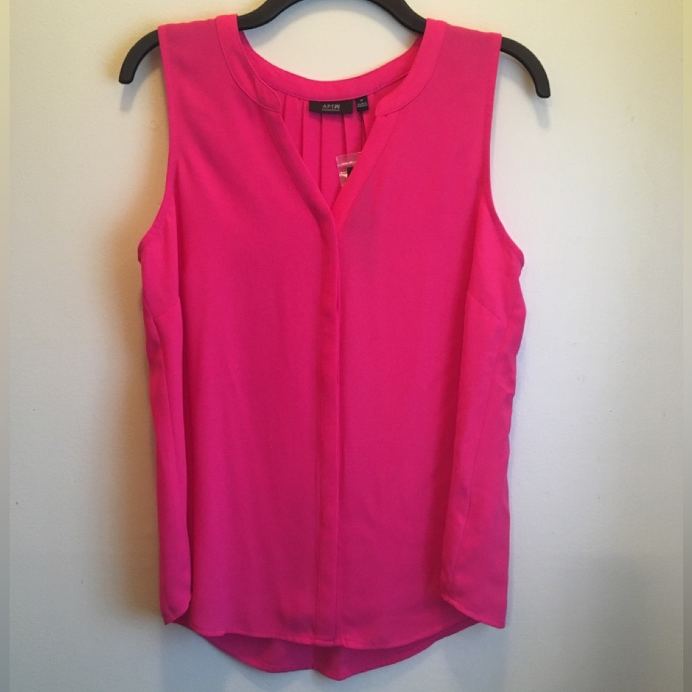 Apt. 9 Women's Vibrant Pink Sleeveless Blouse
